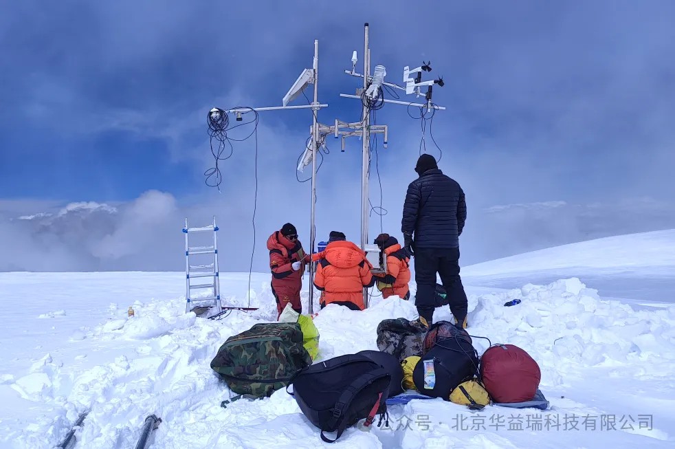 案例分享 | 玛积雪山高海拔自动气象站安装维护
